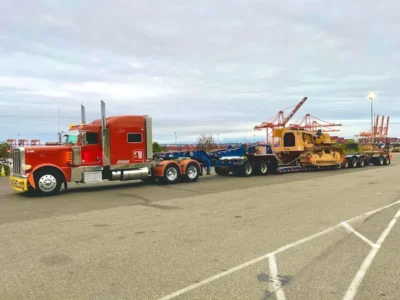 Bowline Heavy Truck with Double-Drop and RGN Trailer Bowline Heavy Truck with Double-Drop and RGN Trailer