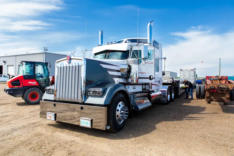 Bowline Long Haul Truck Drivers in Spruce Grove